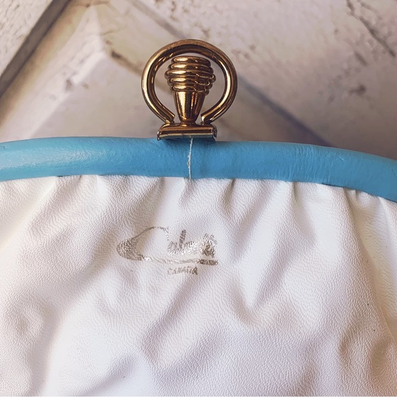 Vintage Cabrelli Canada light blue clutch/handbag - Picture 2 of 4